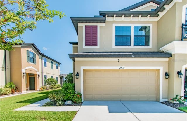 11639 CROWNED SPARROW LANE - 11639 Crowned Sparrow Lane, Westchase, FL 33626