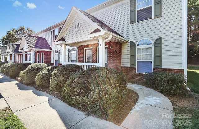 1304 S Hayne Street - 1304 South Hayne Street, Monroe, NC 28112