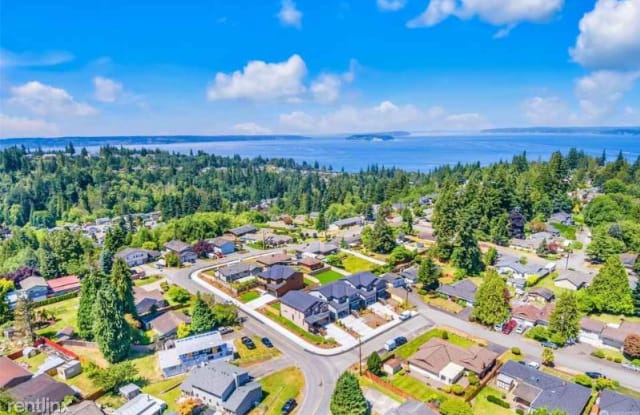 1011 woodlawn A - 2 1st Street, Mukilteo, WA 98275