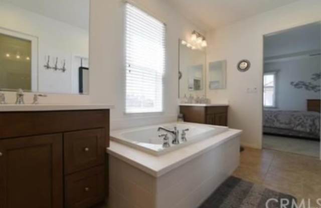120 Chestnut Grove Gallery 3
