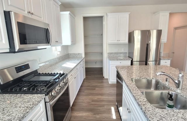 7245 Maple Road - 7245 Maple Rd, Los Angeles, CA 91405
