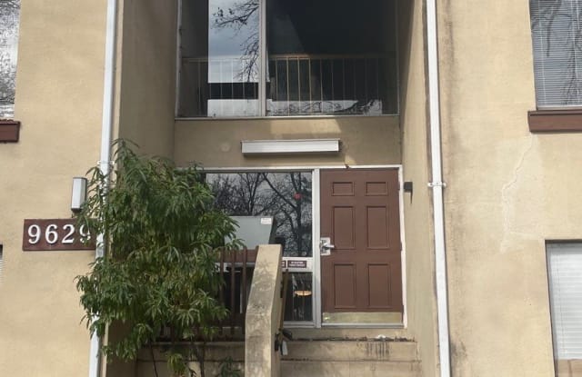 9629 Whiteacre Rd Unit B4 - 9629 White Acre Road, Columbia, MD 21045