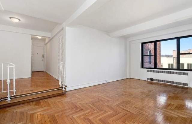 60 Park Ter W Apt A74 Gallery 1