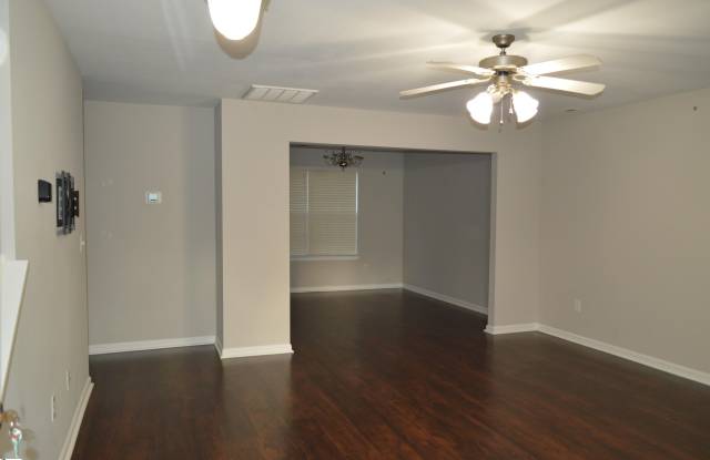 223 Stockbridge Drive Gallery 4
