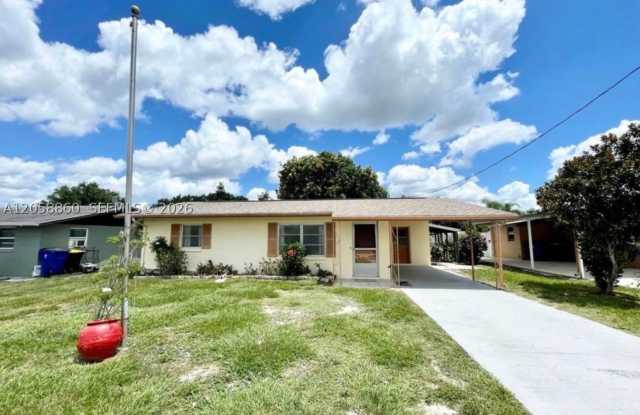 1474 Kerry Dr photos photos