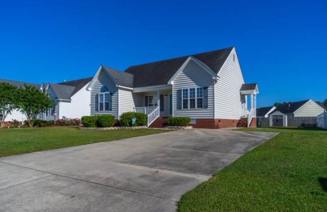 804 Fox Chase Ln. - 804 Fox Chase Lane, Greenville, NC 28590