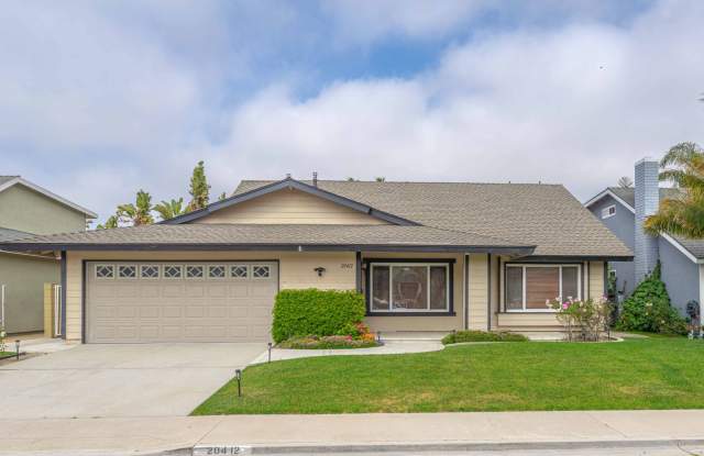 4 Bedroom Home 10 Minutes from Huntington Beach - 20412 Venus Circle, Huntington Beach, CA 92646