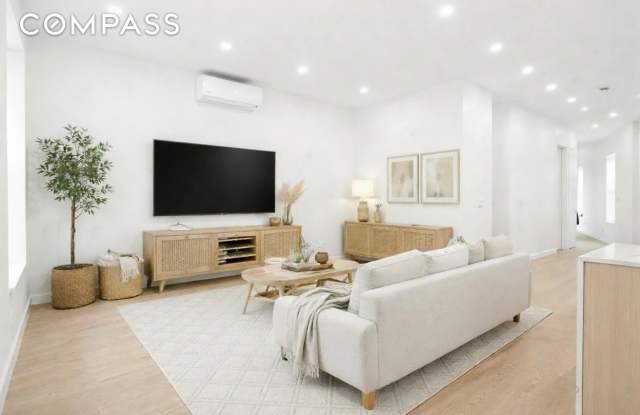 192 Flatbush Avenue photos photos