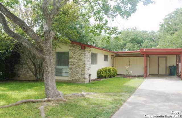12321 TRAILING OAKS ST Gallery 2