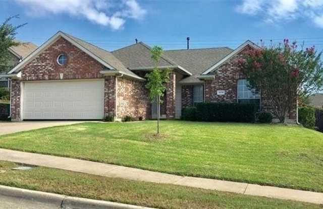 329 Keswick Lane - 329 Keswick Lane, Mesquite, TX 75150