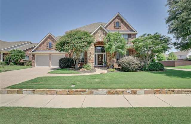 2424 Waterside Drive - 2424 Waterside Drive, Grand Prairie, TX 75054