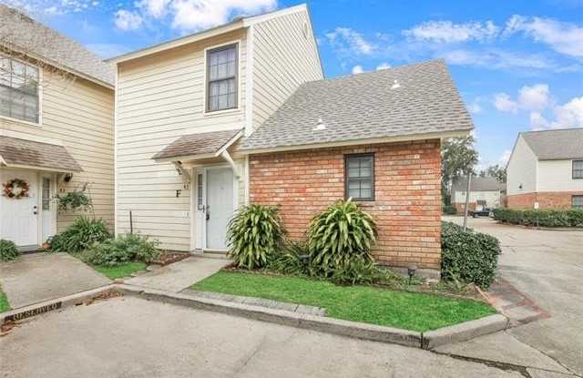 1500 W ESPLANADE Avenue photos photos