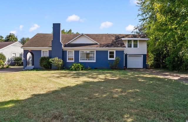 Beautiful 5 Bed 3 Bath Home! Available Fall 2026! photos photos