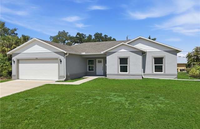 1406 Ford Circle Gallery 1