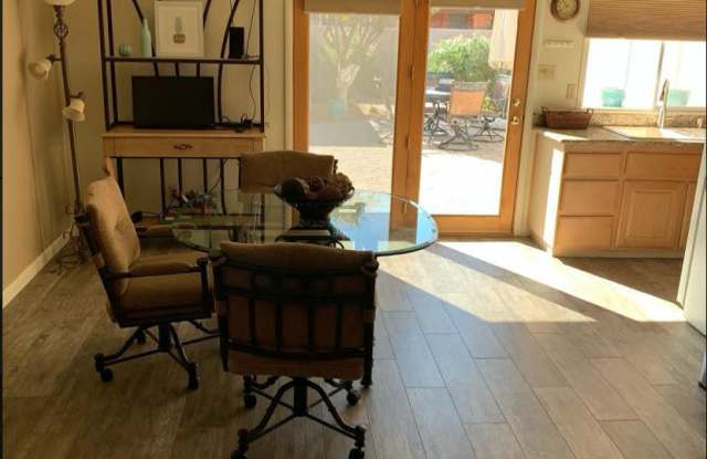 8307 E KEIM Drive Gallery 3