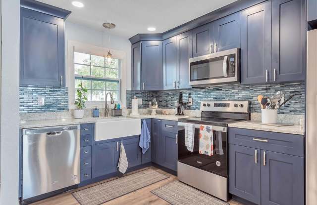 5172 COQUINA KEY Drive SE Gallery 3