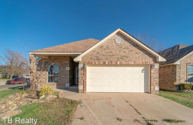 11228 N. University Ave - 11228 North University Avenue, Oklahoma City, OK 73114