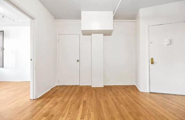 375 Pleasant Avenue Gallery 4