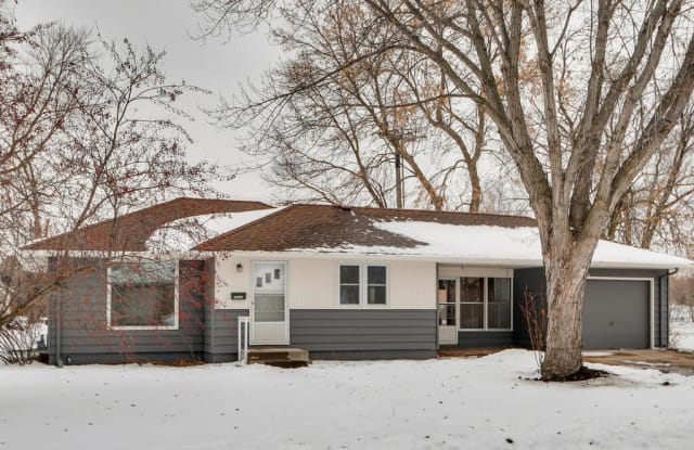 5333 Byron Avenue N - 5333 Byron Avenue North, Crystal, MN 55429