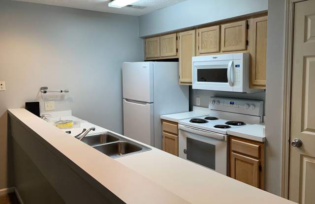 2nd Floor 1 Bedroom Condo in River Oaks photos photos 2nd Floor 1 Bedroom Condo in River Oaks photos photos