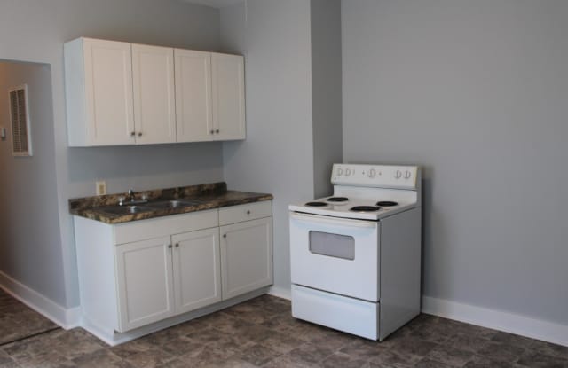 201 E Innis Ave - 201 Innis Avenue, Columbus, OH 43207