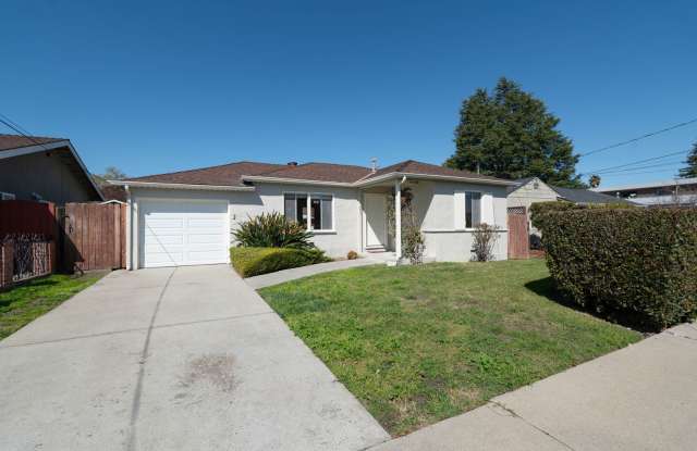 House in Great Sunnyvale Location w/Large Yard & Gardener photos photos