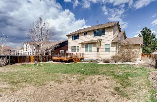 Beautiful 4 Bedroom Home with 3-car Garage in Erie Gallery 4