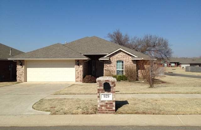 929 Eagle Cliff Norman photos photos