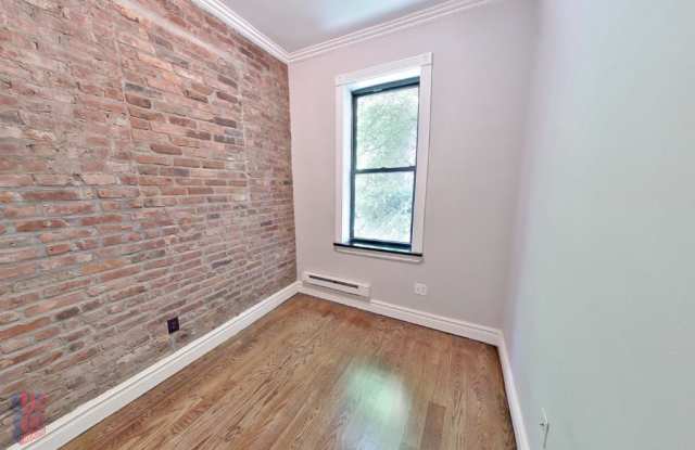 230 East 32nd Street Gallery 4