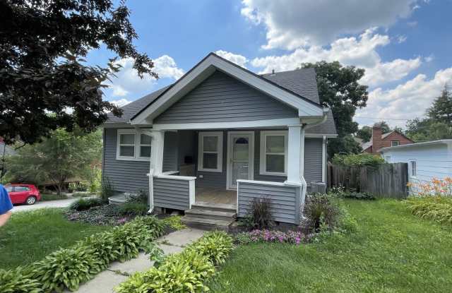 2202 N 51st St – 3 Bed/2 Bath in Benson | Refinished Hardwoods, Loft Primary Suite, Finished Basement photos photos
