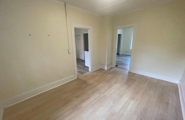 Newly Renovated 3-Bedroom Apartment in Adams Gallery 3