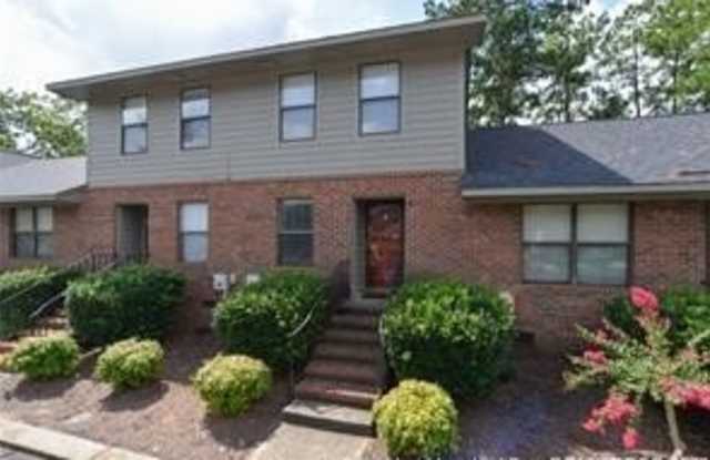 135 Villa Drive - 135 Villa Drive, Fayetteville, NC 28311