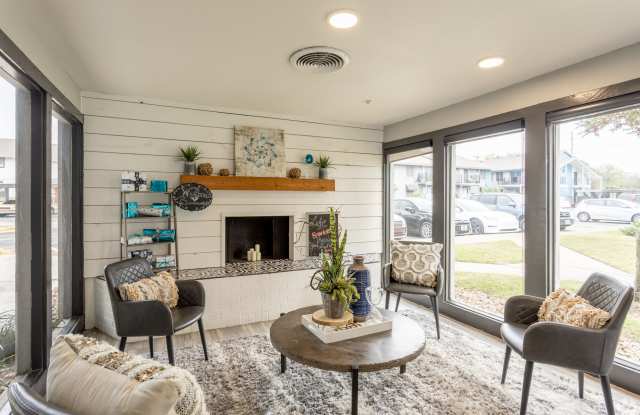Aubry Hills Apartments Gallery 4