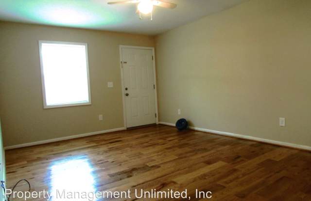 5919 Lone Oak Drive Gallery 2