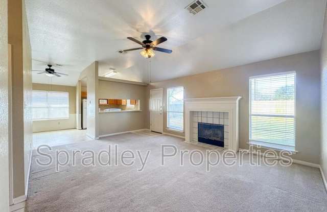 4612 Stone Pointe Dr Gallery 3