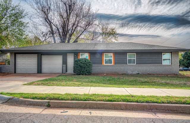 1501 NE 33rd St photos photos