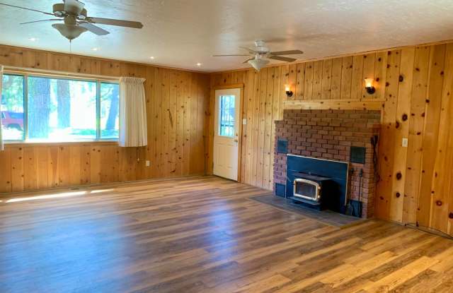House for rent in Clear Creek Gallery 4