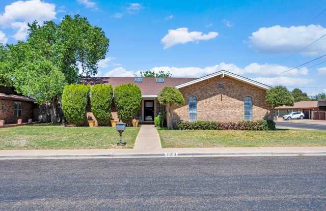 1800 W 23rd St photos photos