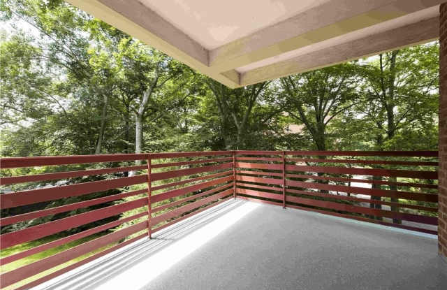 1133 Midland Avenue photos photos