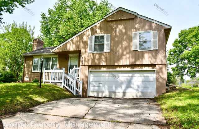6032 Laurel Ave - 6032 Laurel Avenue, Raytown, MO 64133