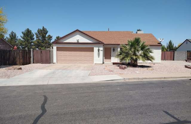 Stunning 3-bedroom, 2-bathroom home located in the highly sought-after city of Chandler, AZ. photos photos