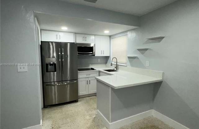 6130 Fillmore St photos photos