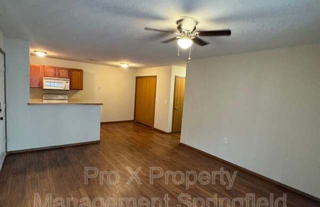 2119 Southfork Dr photos photos