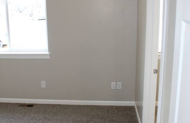 Beautiful Newer Townhouse photos photos