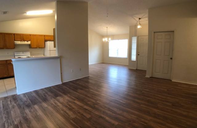 8221 HOT SPRINGS DR. N. Gallery 4
