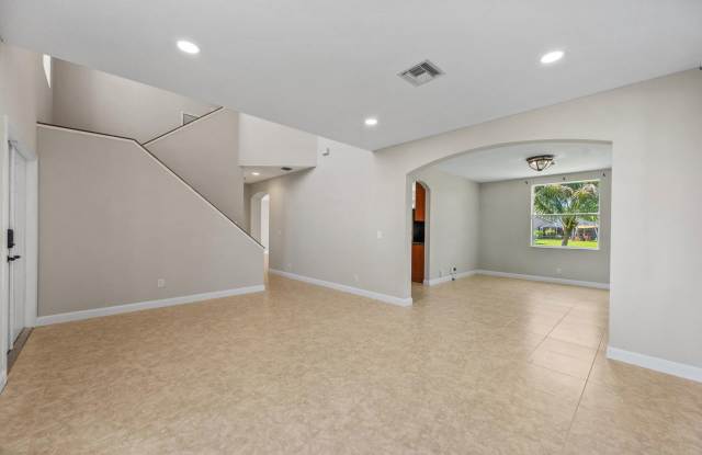 14552 Larkspur Lane Gallery 4