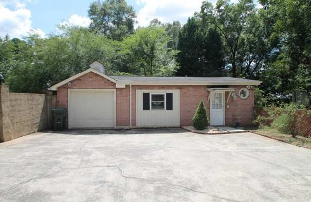 Exclusively Offered by Muse Realty, LLC - 980 Anderson Road South, York County, SC 29730