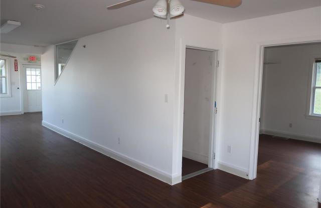 7063 State Road Bb Gallery 4