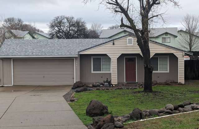 3 Bedroom 3 Bathroom House in Cottonwood photos photos