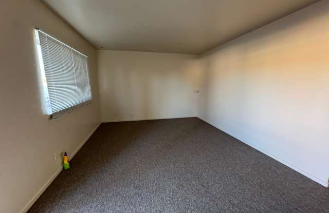 4250 Central Ave photos photos